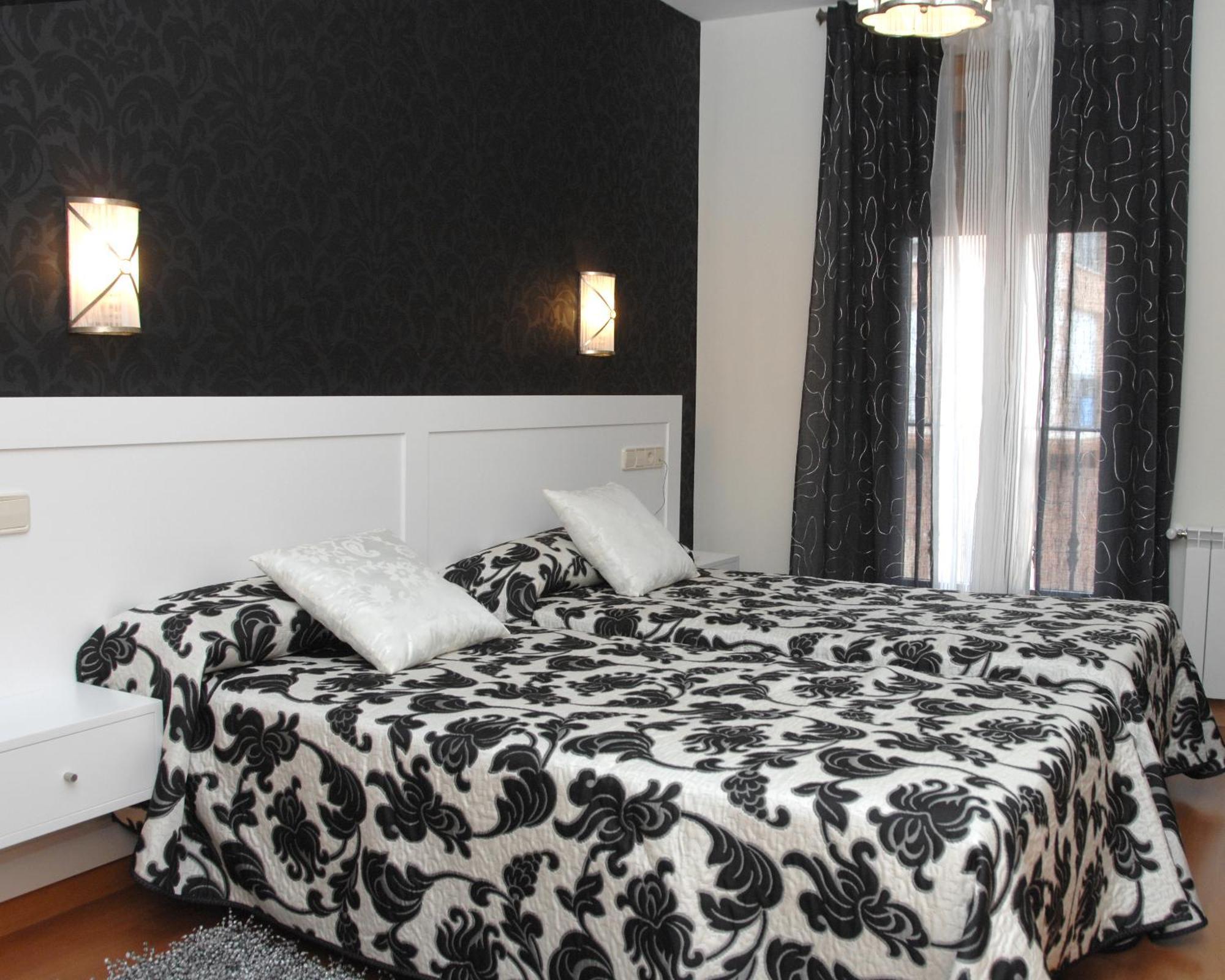 Hotel Hc Sigueenza 외부 사진